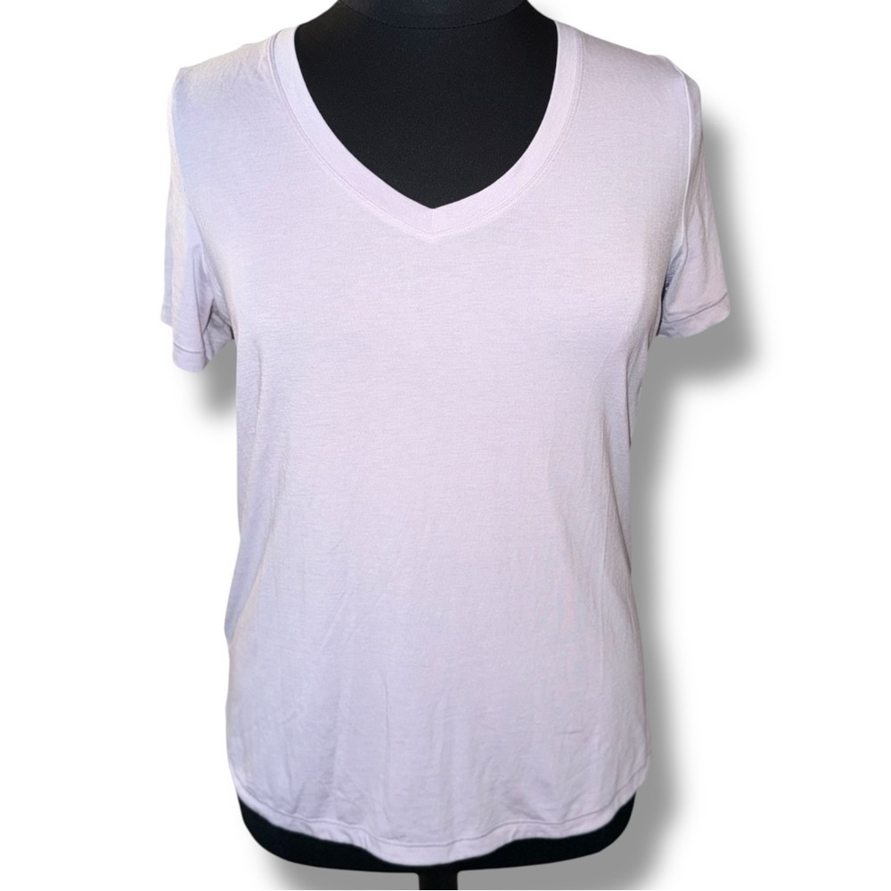 ATHLETA Essential V-Neck Tee XL Shasta Purple Lightweight Soft T-Shirt EUC